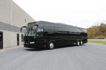 Motor Coach in Harrisburg, Lancaster and York by Unique Limousine